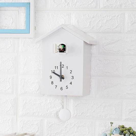 Horloge coucou blanc